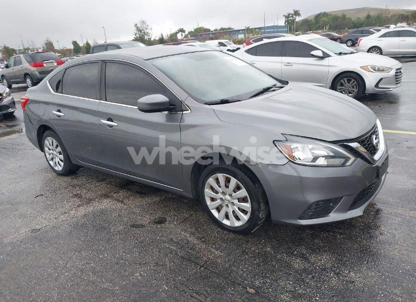 2016 Nissan Sentra S (VIN 3N1AB7AP7GY272678) main photo