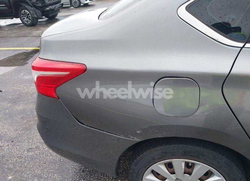 Photo 13 of 2016 Nissan Sentra S (VIN 3N1AB7AP7GY272678)