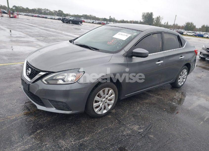 Photo 2 of 2016 Nissan Sentra S (VIN 3N1AB7AP7GY272678)