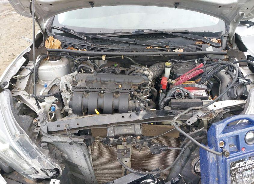 Photo 10 of 2016 Nissan Sentra SV (VIN 3N1AB7AP7GY273541)