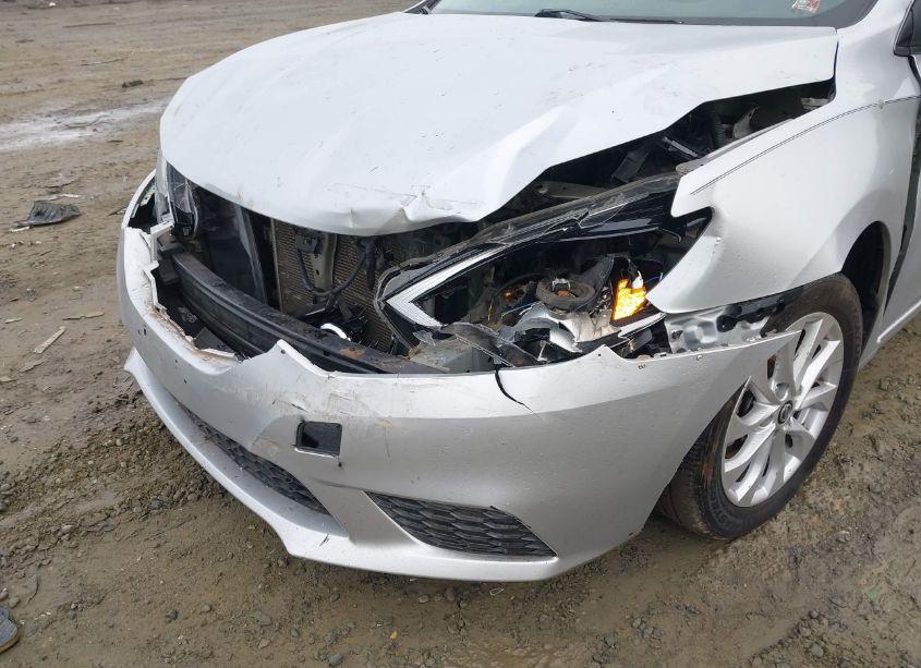 Photo 6 of 2016 Nissan Sentra SV (VIN 3N1AB7AP7GY273541)