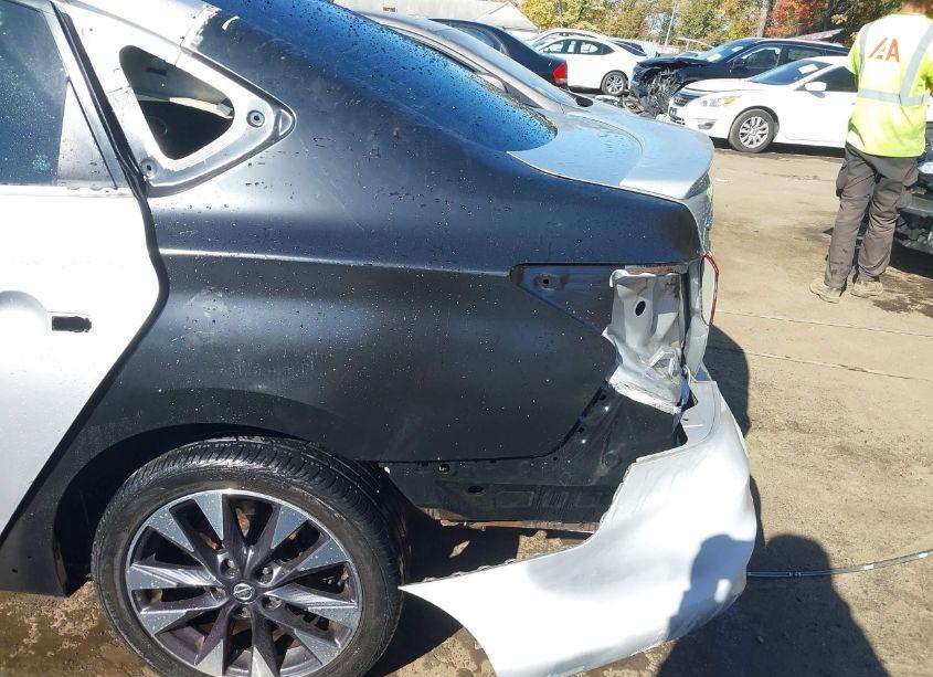 Photo 6 of 2016 Nissan Sentra SR (VIN 3N1AB7AP7GY293501)