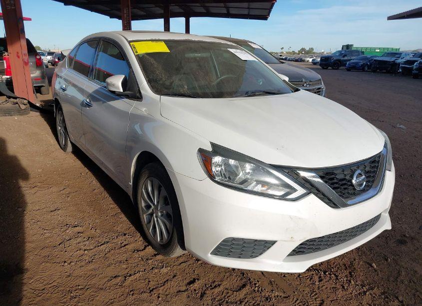 2016 Nissan Sentra SV (VIN 3N1AB7AP7GY323063) main photo