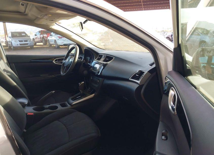 Photo 5 of 2016 Nissan Sentra SV (VIN 3N1AB7AP7GY323063)