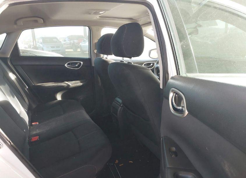 Photo 8 of 2016 Nissan Sentra SV (VIN 3N1AB7AP7GY323063)