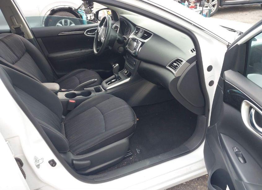 Photo 5 of 2017 Nissan Sentra SV (VIN 3N1AB7AP7HL654918)