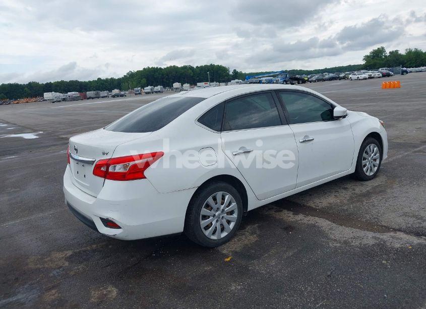 Photo 4 of 2017 Nissan Sentra SV (VIN 3N1AB7AP7HL669578)