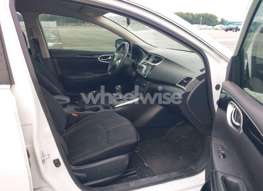 Photo 5 of 2017 Nissan Sentra SV (VIN 3N1AB7AP7HL669578)