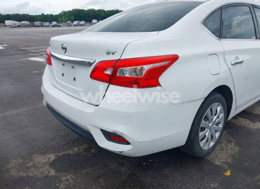 Photo 6 of 2017 Nissan Sentra SV (VIN 3N1AB7AP7HL669578)