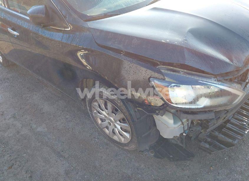 Photo 18 of 2017 Nissan Sentra SV (VIN 3N1AB7AP7HL670388)