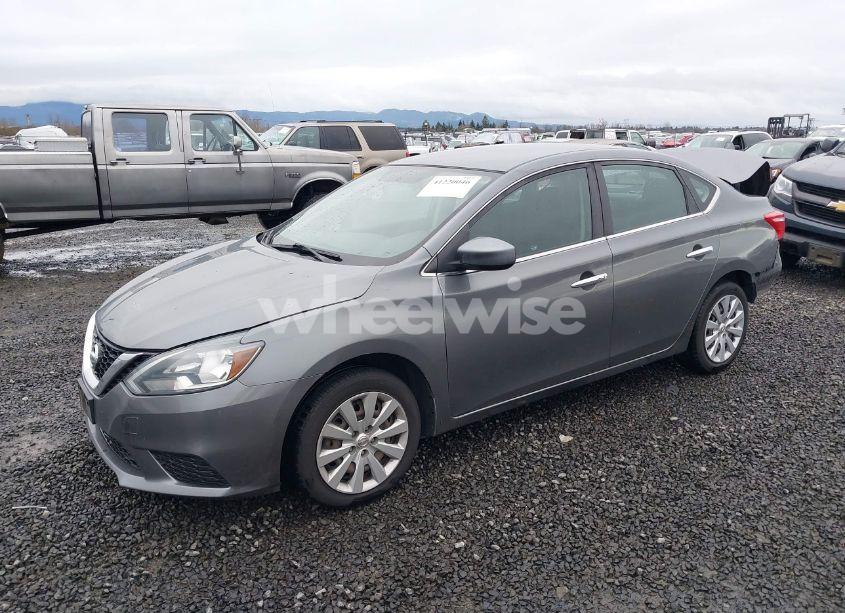 Photo 2 of 2017 Nissan Sentra SV (VIN 3N1AB7AP7HL696067)