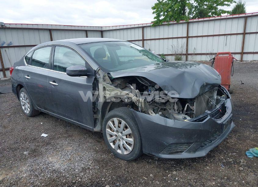 2017 Nissan Sentra SV (VIN 3N1AB7AP7HL701963) main photo