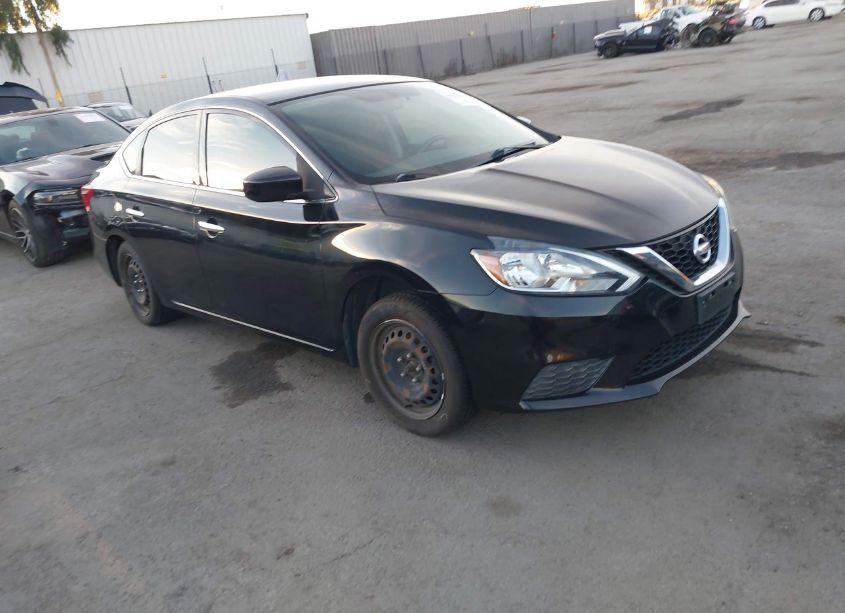 2017 Nissan Sentra SV (VIN 3N1AB7AP7HL711201) main photo