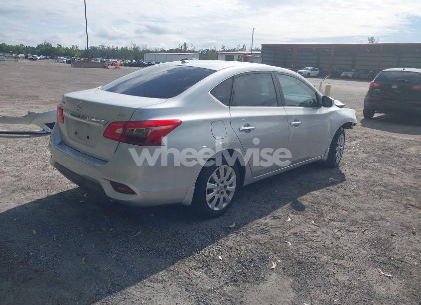 Photo 4 of 2017 Nissan Sentra SV (VIN 3N1AB7AP7HY213406)