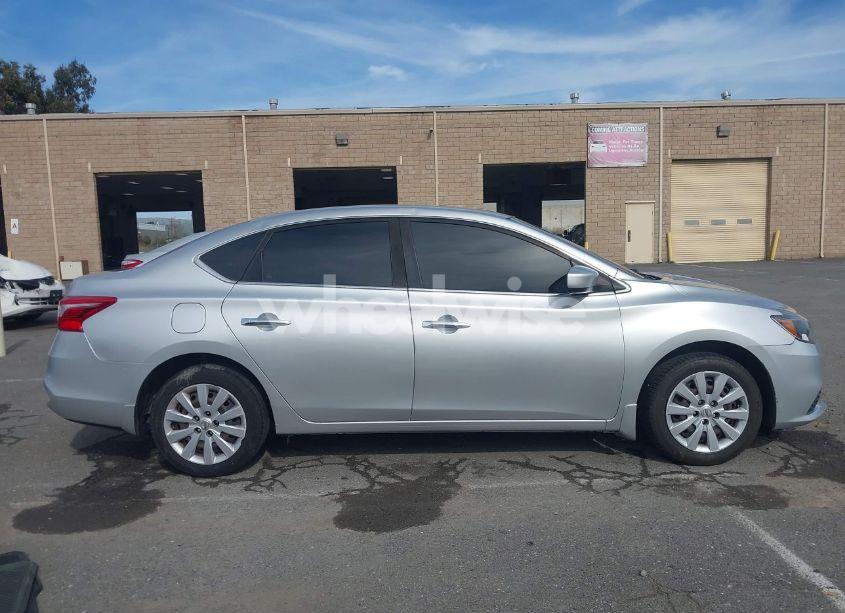 Photo 13 of 2017 Nissan Sentra S (VIN 3N1AB7AP7HY233574)