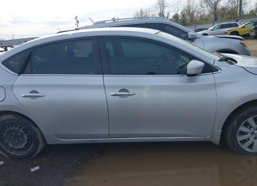 Photo 13 of 2017 Nissan Sentra S (VIN 3N1AB7AP7HY238774)