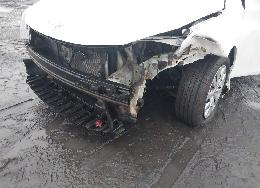 Photo 6 of 2017 Nissan Sentra SV (VIN 3N1AB7AP7HY250343)