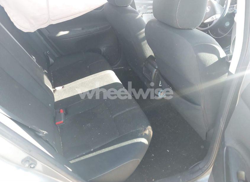 Photo 8 of 2017 Nissan Sentra S (VIN 3N1AB7AP7HY255381)