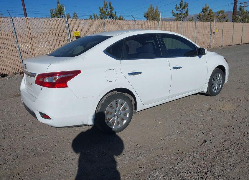 Photo 4 of 2017 Nissan Sentra S (VIN 3N1AB7AP7HY257406)