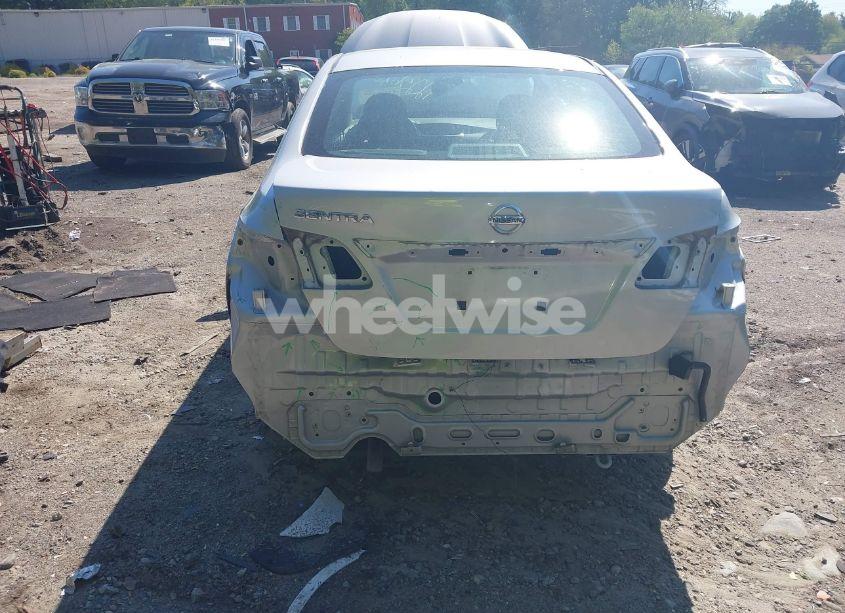 Photo 6 of 2017 Nissan Sentra S (VIN 3N1AB7AP7HY261195)