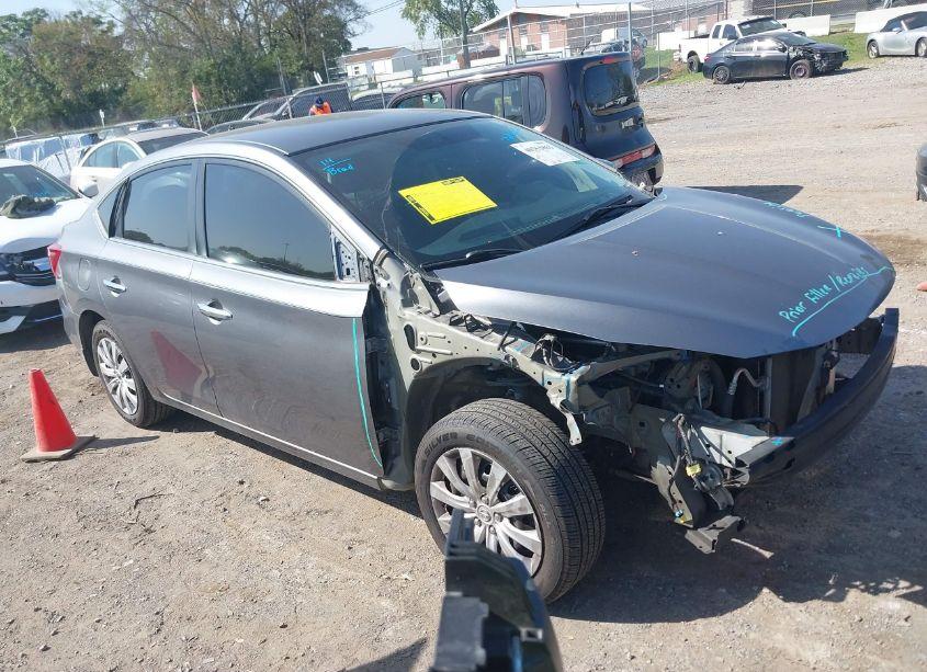 2017 Nissan Sentra S (VIN 3N1AB7AP7HY276652) main photo