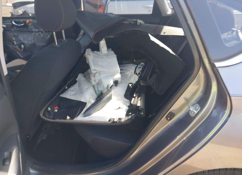 Photo 12 of 2017 Nissan Sentra S (VIN 3N1AB7AP7HY276652)