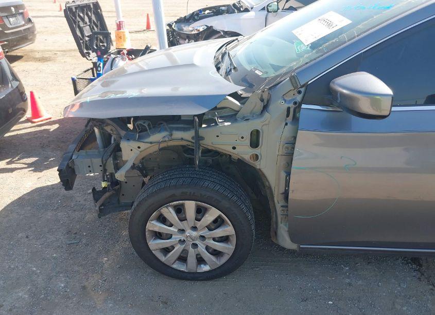 Photo 13 of 2017 Nissan Sentra S (VIN 3N1AB7AP7HY276652)