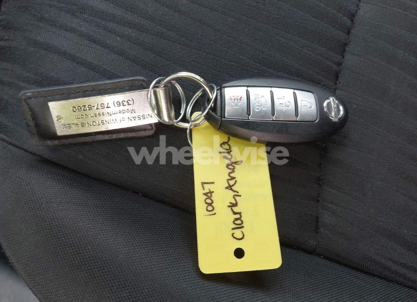 Photo 11 of 2017 Nissan Sentra SV (VIN 3N1AB7AP7HY279678)