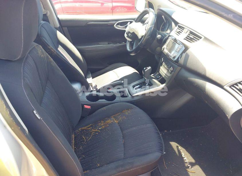 Photo 5 of 2017 Nissan Sentra SV (VIN 3N1AB7AP7HY280670)