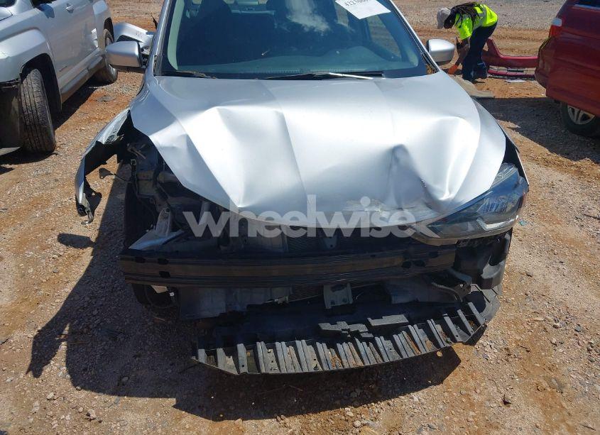 Photo 6 of 2017 Nissan Sentra SV (VIN 3N1AB7AP7HY280670)