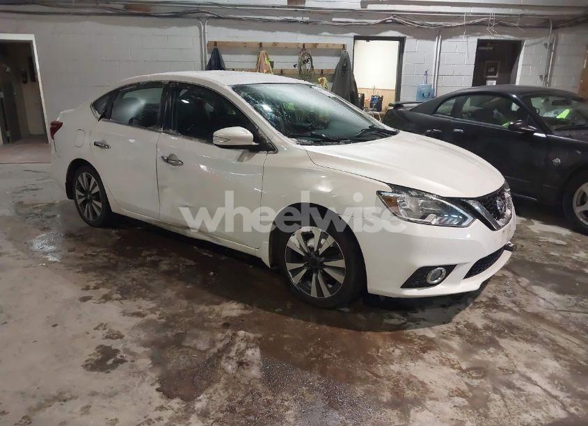 2017 Nissan Sentra SL (VIN 3N1AB7AP7HY280992) main photo