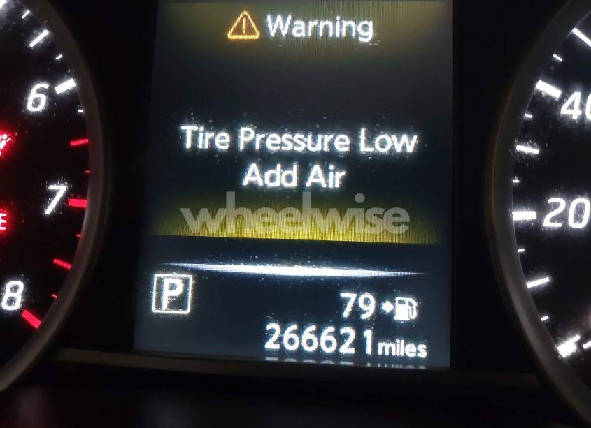 Photo 7 of 2017 Nissan Sentra SL (VIN 3N1AB7AP7HY280992)