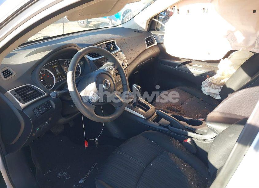 Photo 5 of 2017 Nissan Sentra SV (VIN 3N1AB7AP7HY296576)