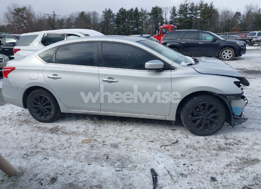 Photo 13 of 2017 Nissan Sentra SV (VIN 3N1AB7AP7HY307382)