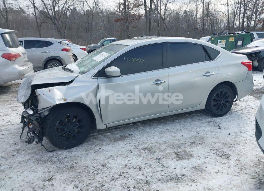 Photo 14 of 2017 Nissan Sentra SV (VIN 3N1AB7AP7HY307382)