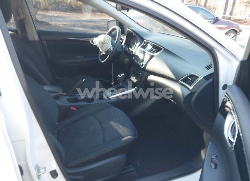 Photo 5 of 2017 Nissan Sentra SV (VIN 3N1AB7AP7HY309374)