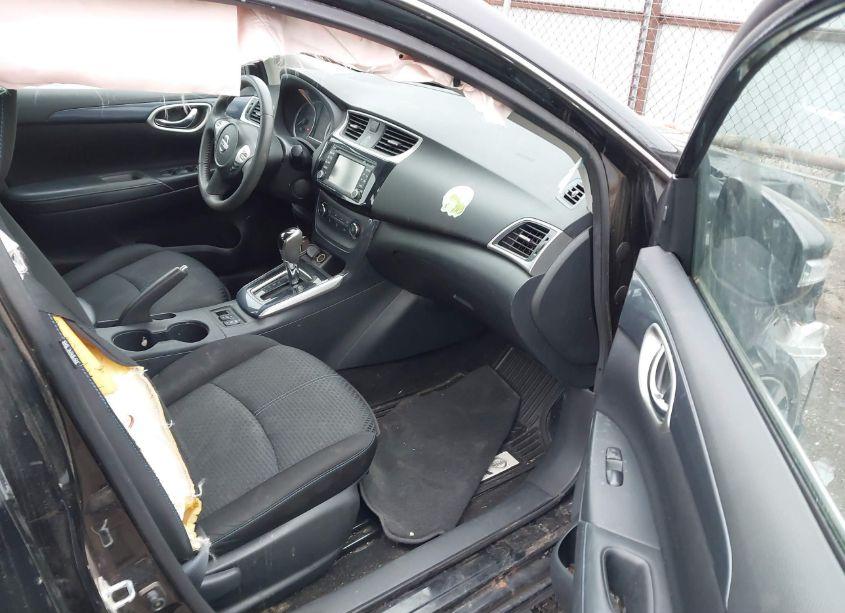 Photo 5 of 2017 Nissan Sentra SR (VIN 3N1AB7AP7HY314316)