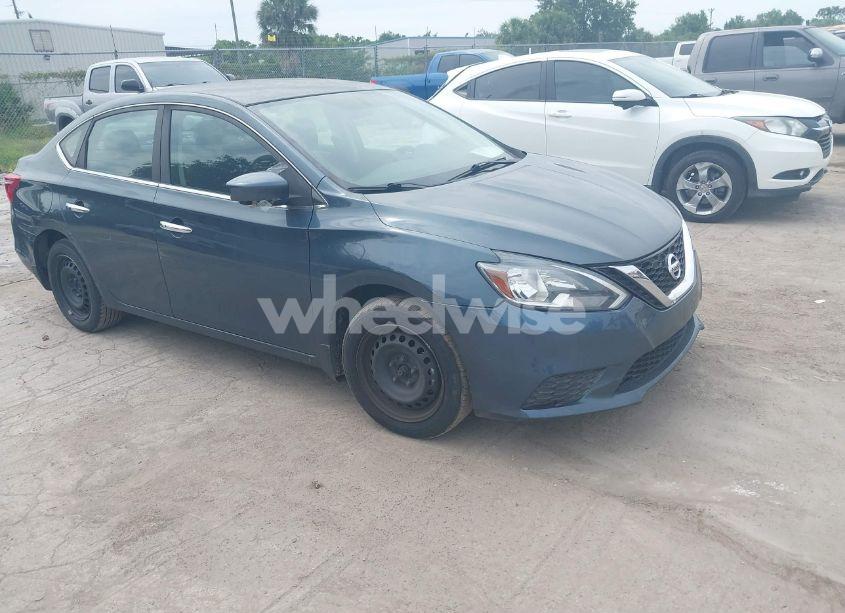 2017 Nissan Sentra SV (VIN 3N1AB7AP7HY327857) main photo