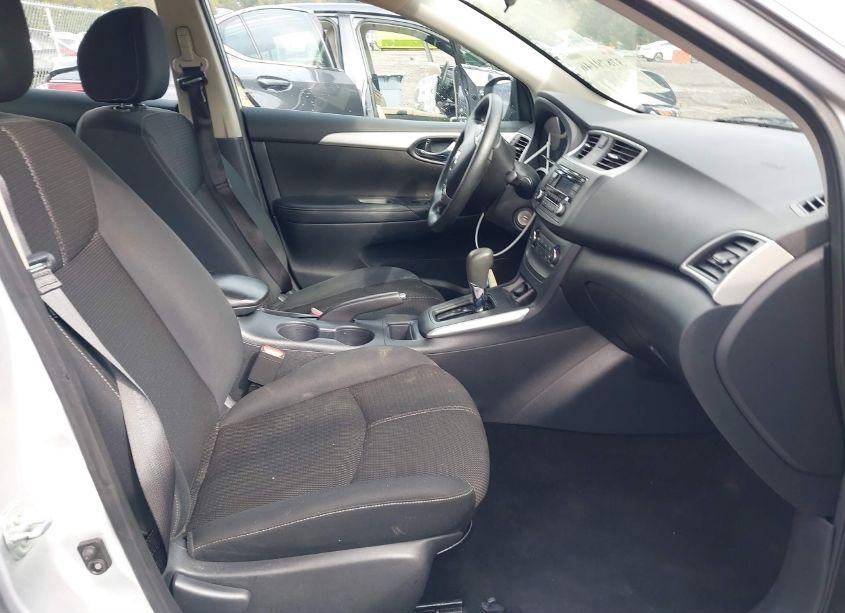 Photo 5 of 2017 Nissan Sentra S (VIN 3N1AB7AP7HY333481)