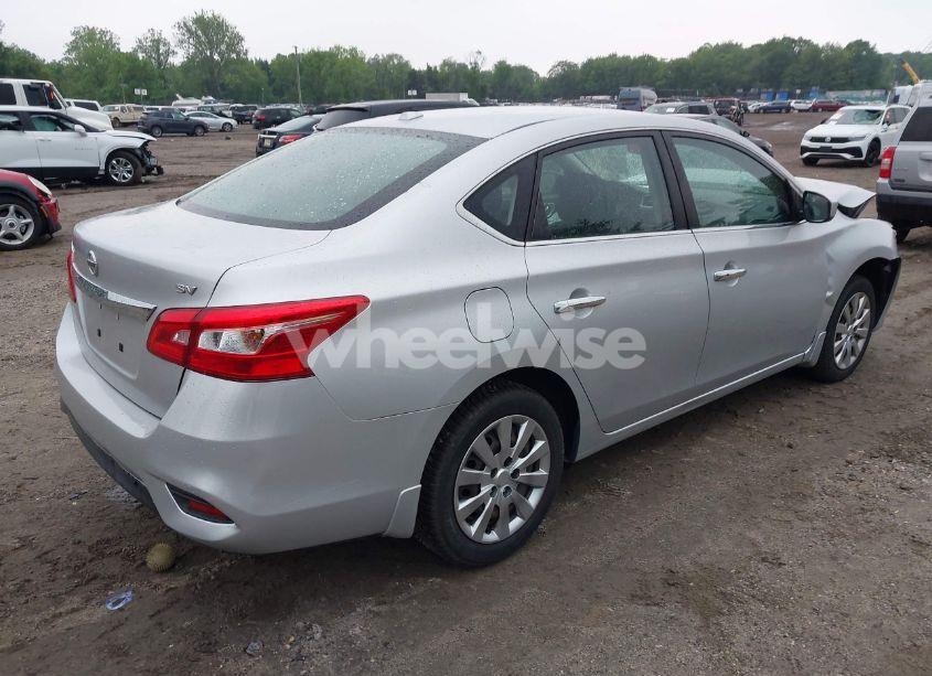 Photo 4 of 2017 Nissan Sentra SV (VIN 3N1AB7AP7HY342570)