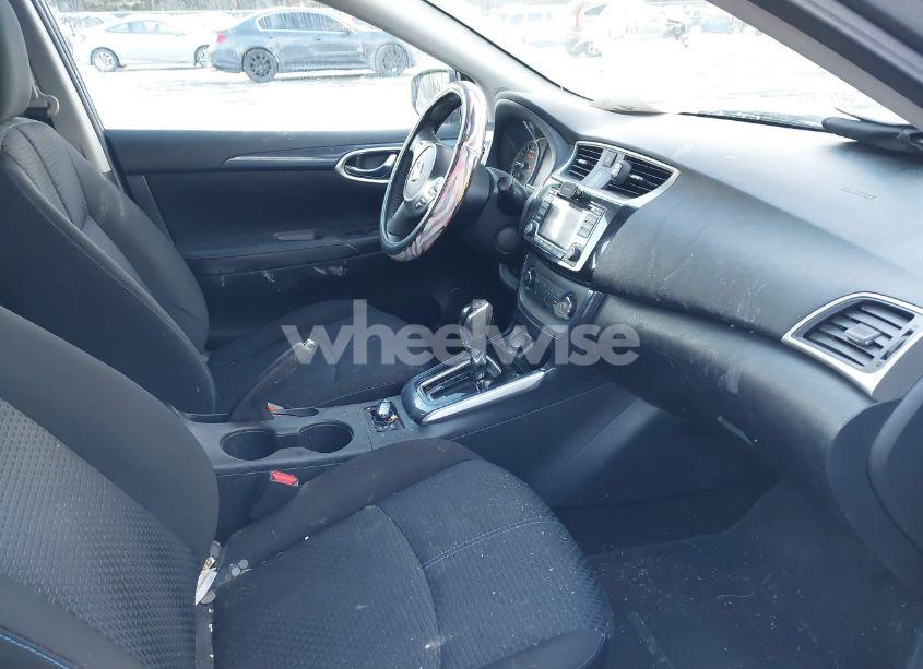 Photo 5 of 2017 Nissan Sentra SR (VIN 3N1AB7AP7HY364102)