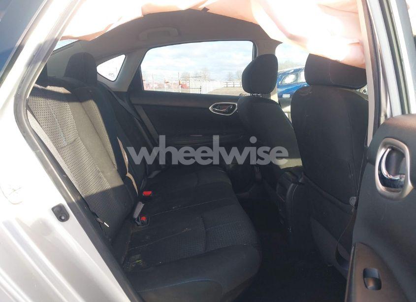 Photo 8 of 2017 Nissan Sentra SR (VIN 3N1AB7AP7HY393907)