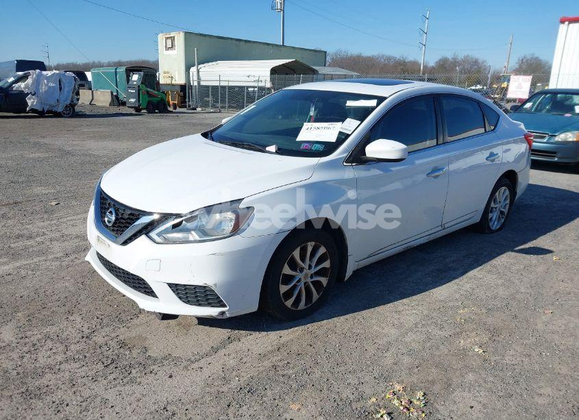 Photo 2 of 2017 Nissan Sentra SV (VIN 3N1AB7AP7HY395804)