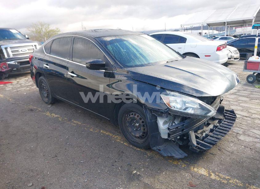 2017 Nissan Sentra SV (VIN 3N1AB7AP7HY400368) main photo