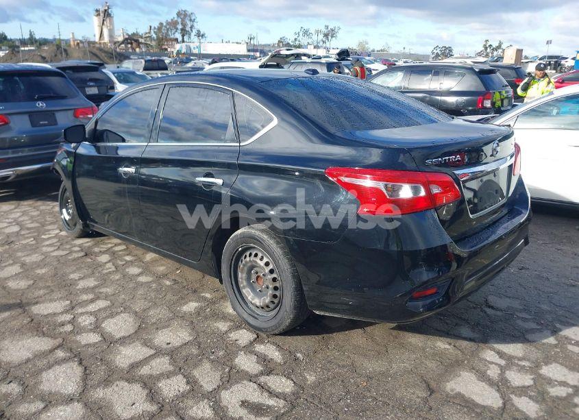 Photo 3 of 2017 Nissan Sentra SV (VIN 3N1AB7AP7HY400368)