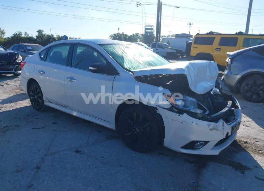 2017 Nissan Sentra SR (VIN 3N1AB7AP7HY407644) main photo