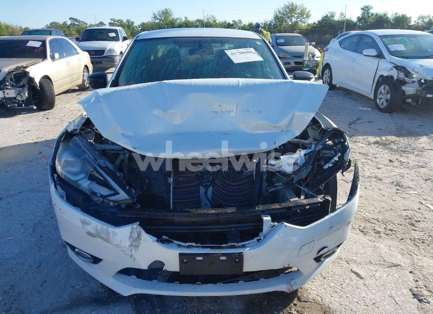 Photo 12 of 2017 Nissan Sentra SR (VIN 3N1AB7AP7HY407644)
