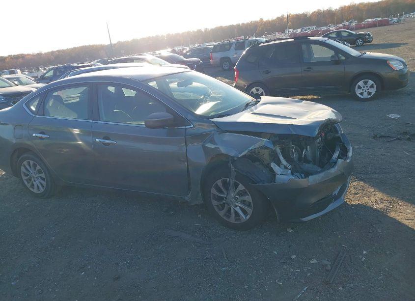 Photo 13 of 2018 Nissan Sentra SV (VIN 3N1AB7AP7JL613646)