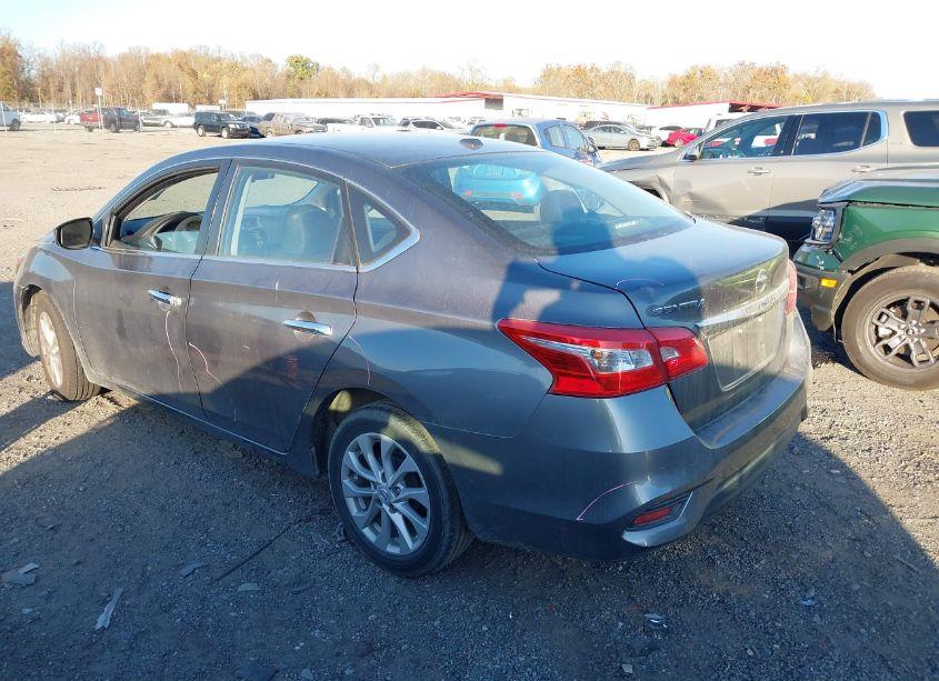 Photo 14 of 2018 Nissan Sentra SV (VIN 3N1AB7AP7JL613646)
