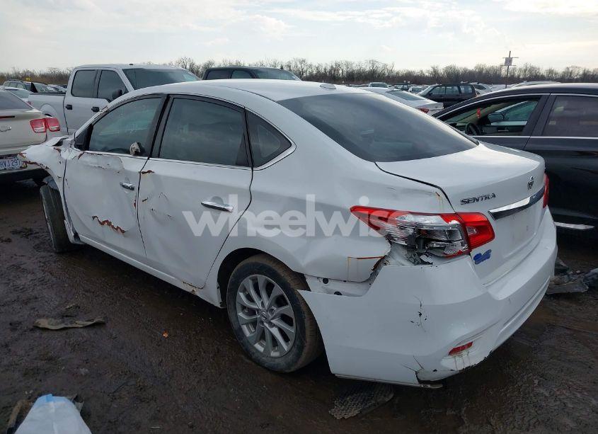 Photo 3 of 2018 Nissan Sentra SV (VIN 3N1AB7AP7JL628776)